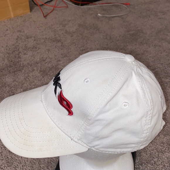 Hawk 🧢 - Picture 3 of 10